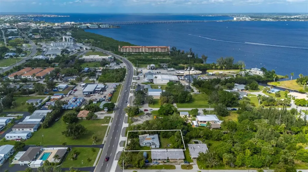 25158 Marion Avenue Punta Gorda FL 33950
