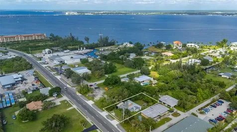25158 Marion Avenue Punta Gorda FL 33950