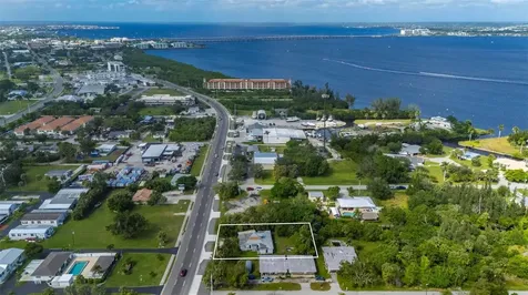 25158 Marion Avenue Punta Gorda FL 33950