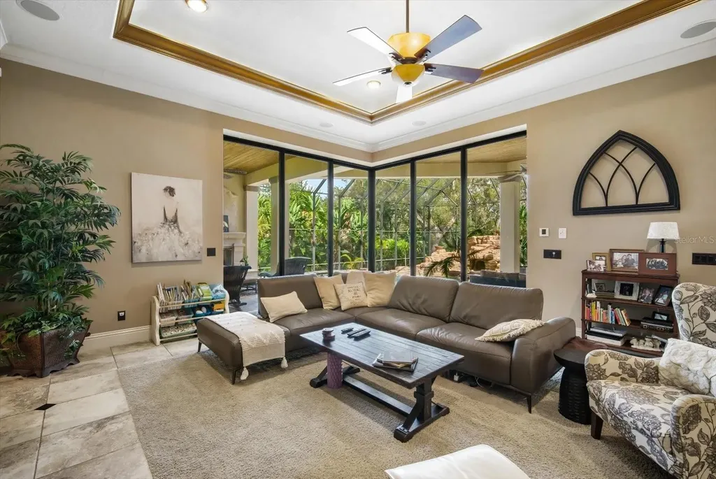 16220 Ternglade Drive Lithia FL 33547