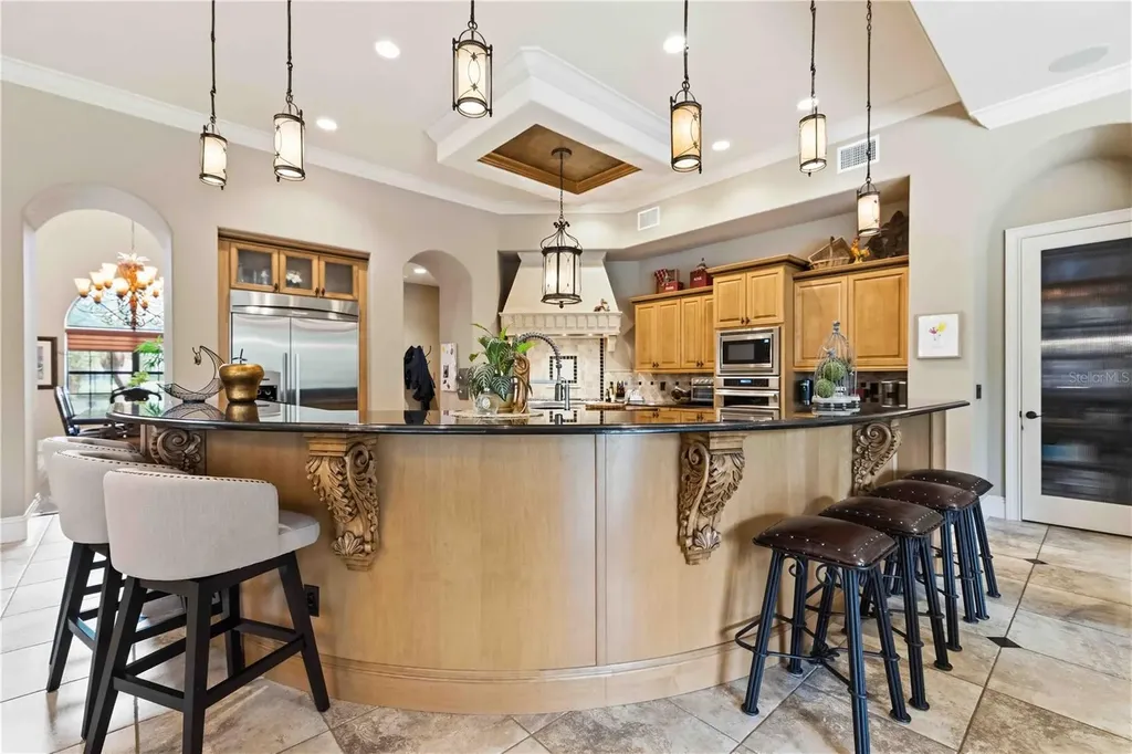 16220 Ternglade Drive Lithia FL 33547