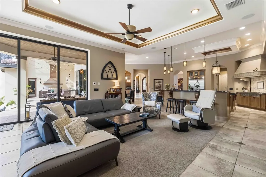 16220 Ternglade Drive Lithia FL 33547