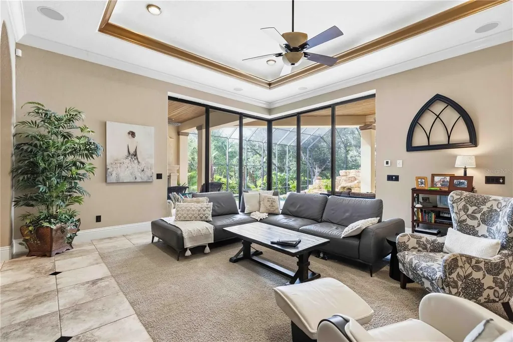 16220 Ternglade Drive Lithia FL 33547
