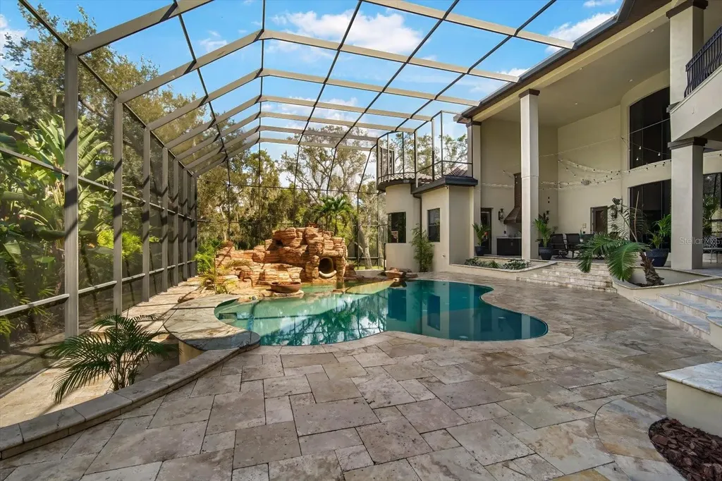 16220 Ternglade Drive Lithia FL 33547