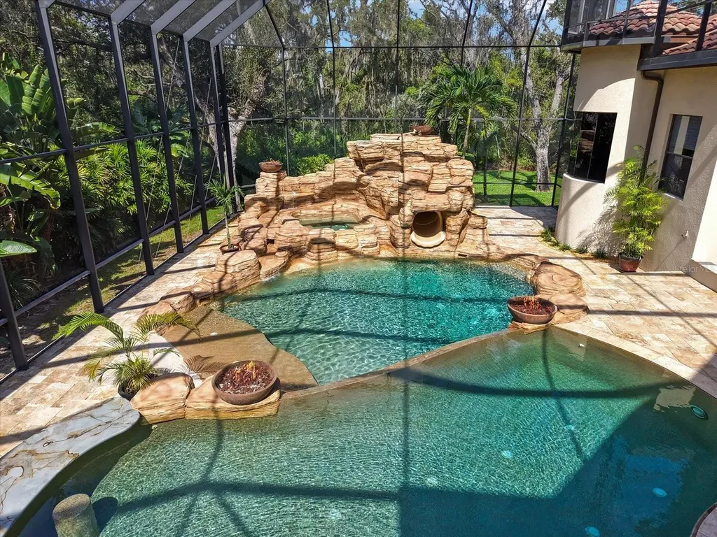 16220 Ternglade Drive Lithia FL 33547