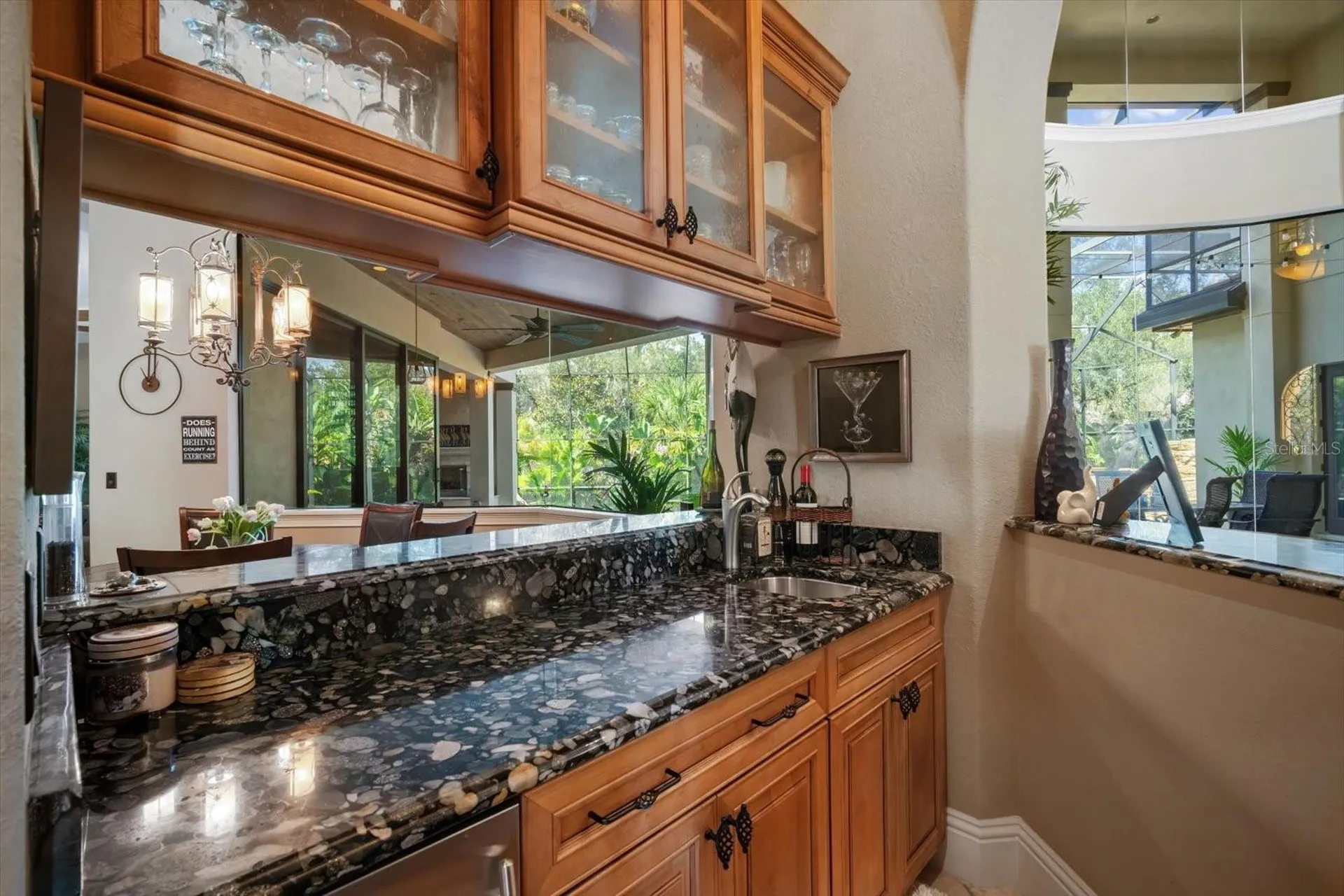 16220 Ternglade Drive Lithia FL 33547