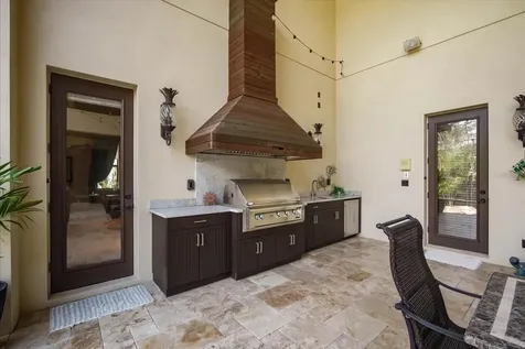 16220 Ternglade Drive Lithia FL 33547