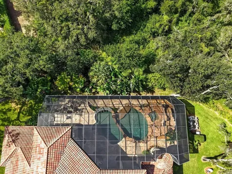 16220 Ternglade Drive Lithia FL 33547