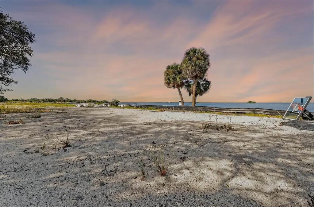 508 Driftwood Circle Palm Harbor FL 34683