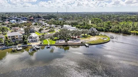 508 Driftwood Circle Palm Harbor FL 34683