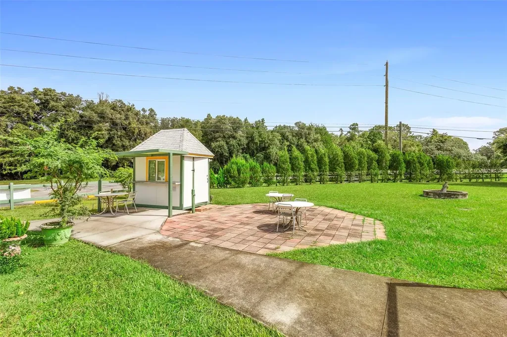 4630 Us Highway 17 De Leon Springs FL 32130