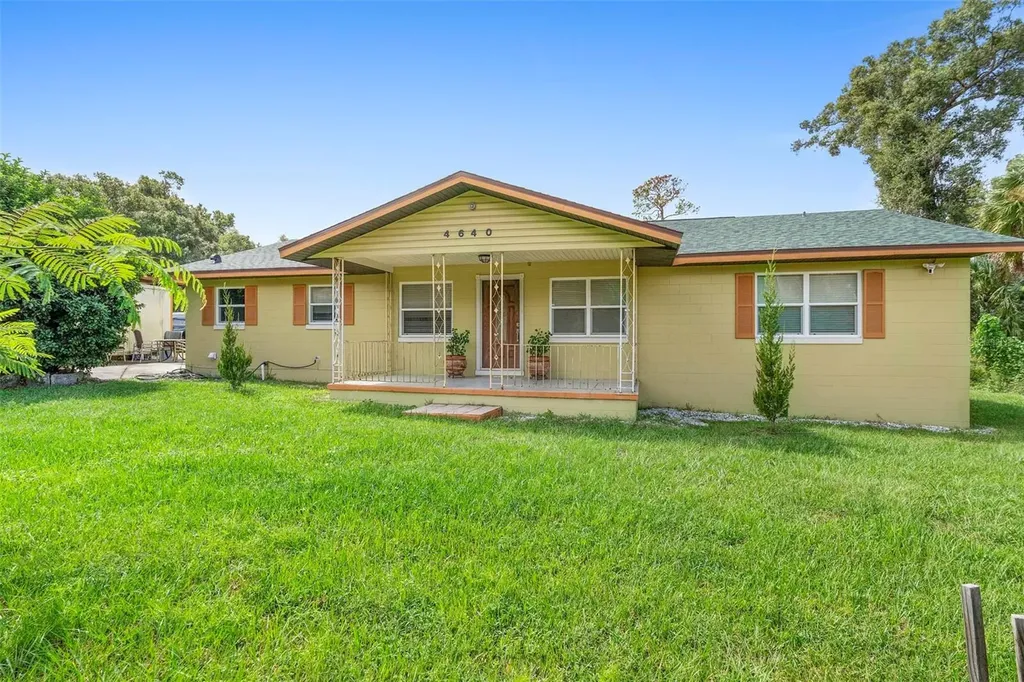 4630 Us Highway 17 De Leon Springs FL 32130