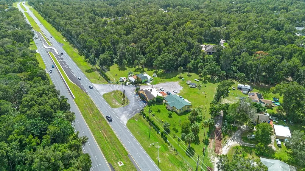 4630 Us Highway 17 De Leon Springs FL 32130