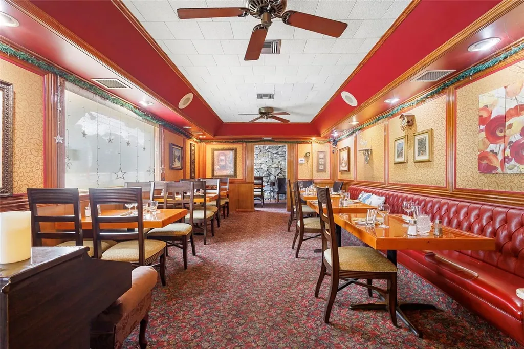 4630 Us Highway 17 De Leon Springs FL 32130