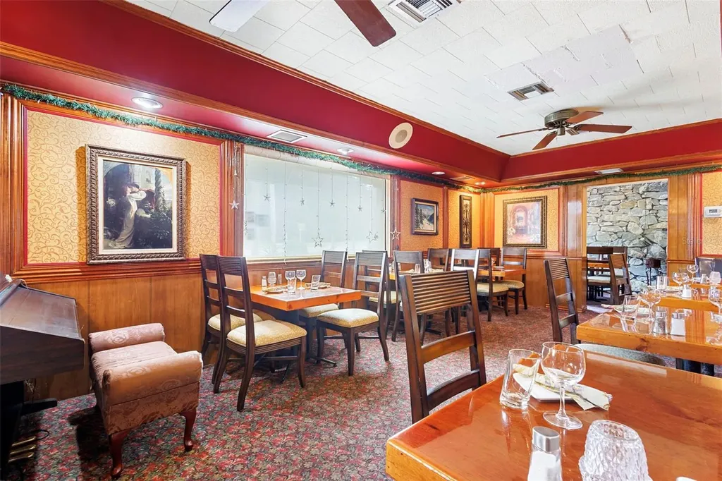 4630 Us Highway 17 De Leon Springs FL 32130