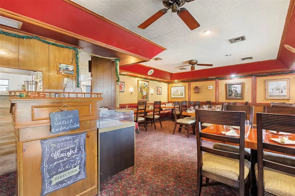 4630 Us Highway 17 De Leon Springs FL 32130