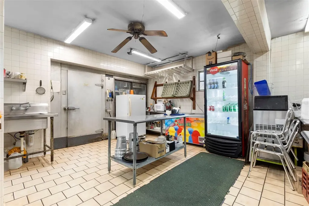 4630 Us Highway 17 De Leon Springs FL 32130