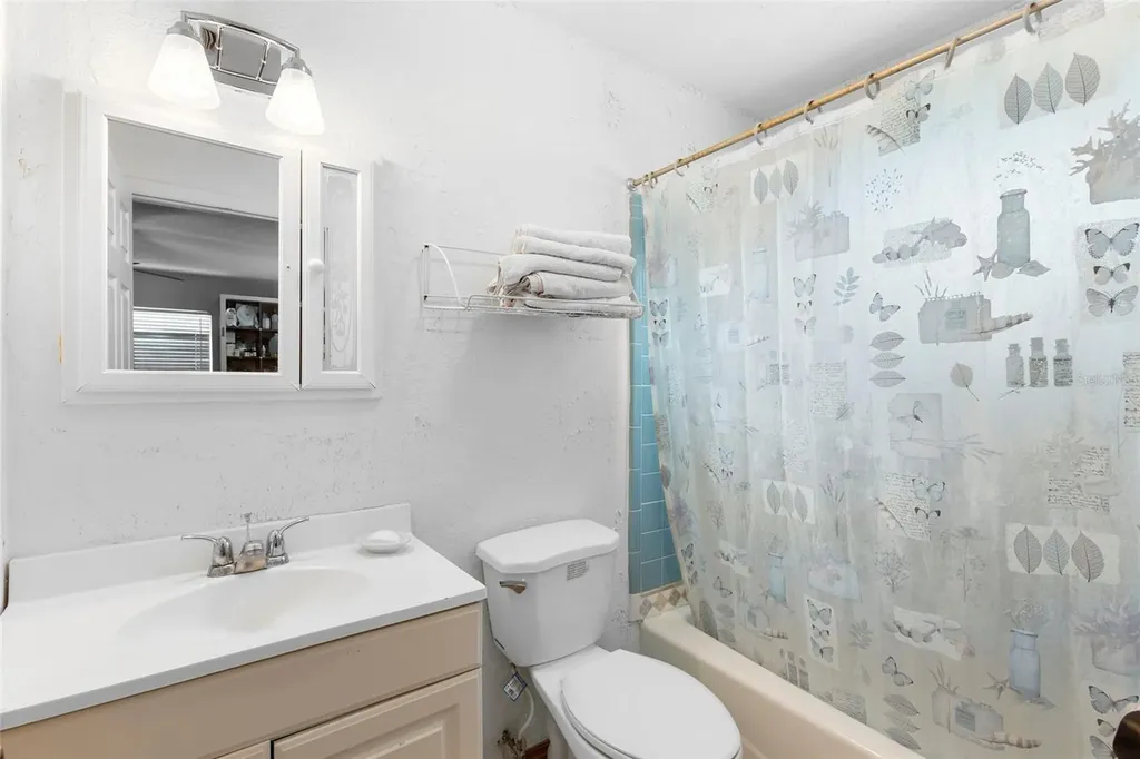 4630 Us Highway 17 De Leon Springs FL 32130