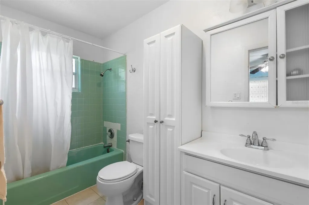 4630 Us Highway 17 De Leon Springs FL 32130