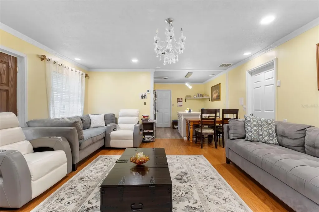 4630 Us Highway 17 De Leon Springs FL 32130