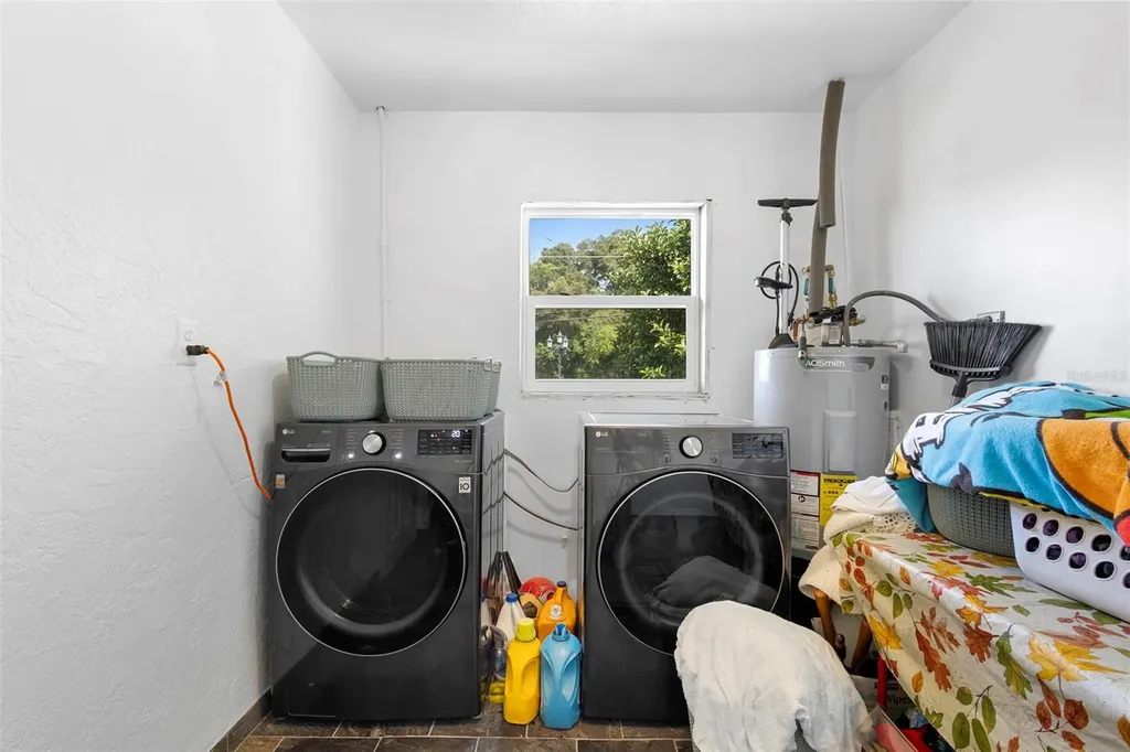 4630 Us Highway 17 De Leon Springs FL 32130