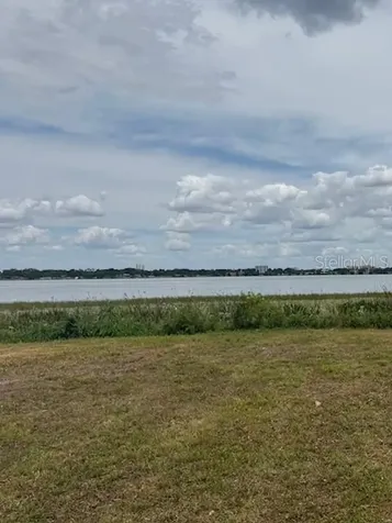 Lake Howard Drive NW Winter Haven FL 33880