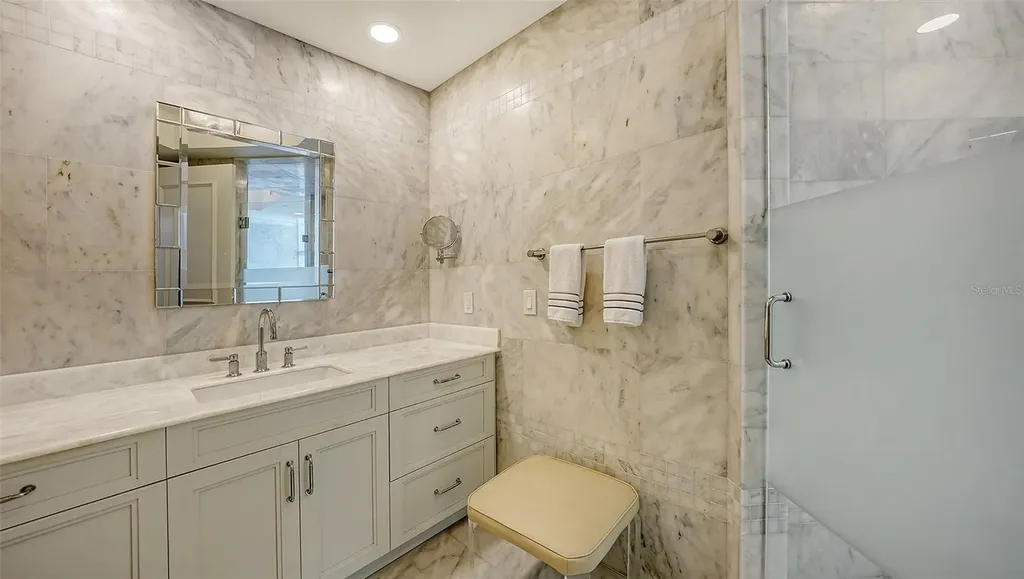 1241 Gulf Of Mexico Drive Longboat Key FL 34228