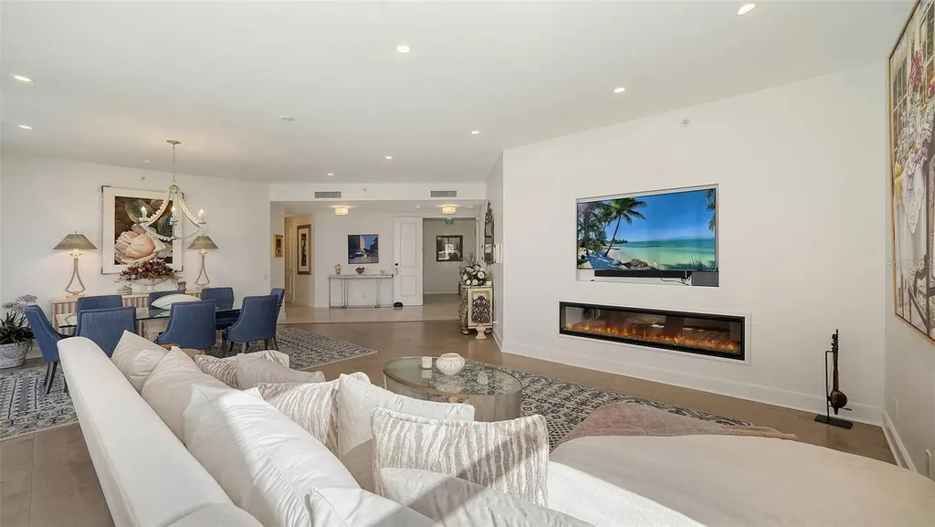 1241 Gulf Of Mexico Drive Longboat Key FL 34228