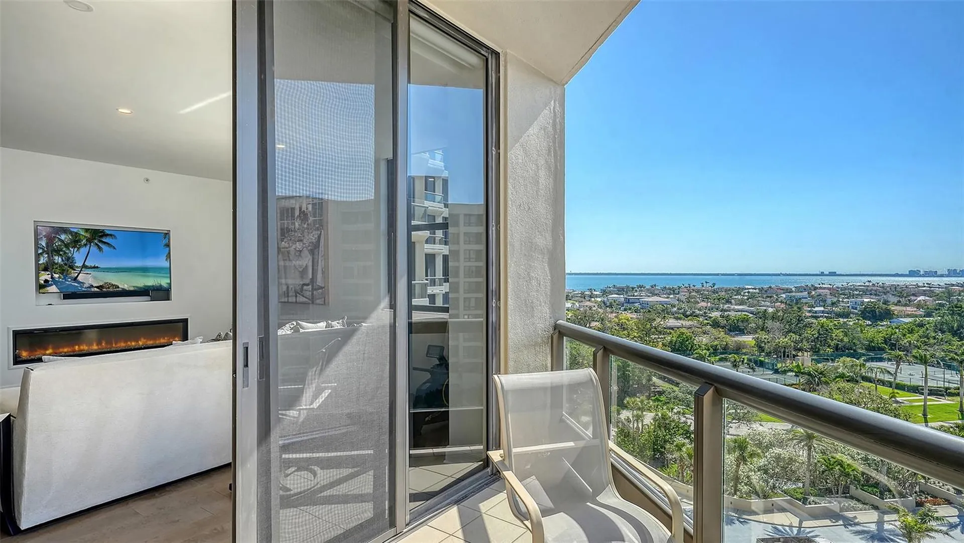 1241 Gulf Of Mexico Drive Longboat Key FL 34228
