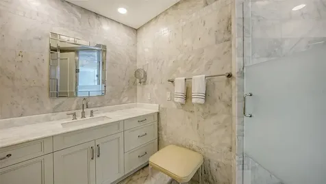 1241 Gulf Of Mexico Drive Longboat Key FL 34228