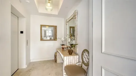 1241 Gulf Of Mexico Drive Longboat Key FL 34228