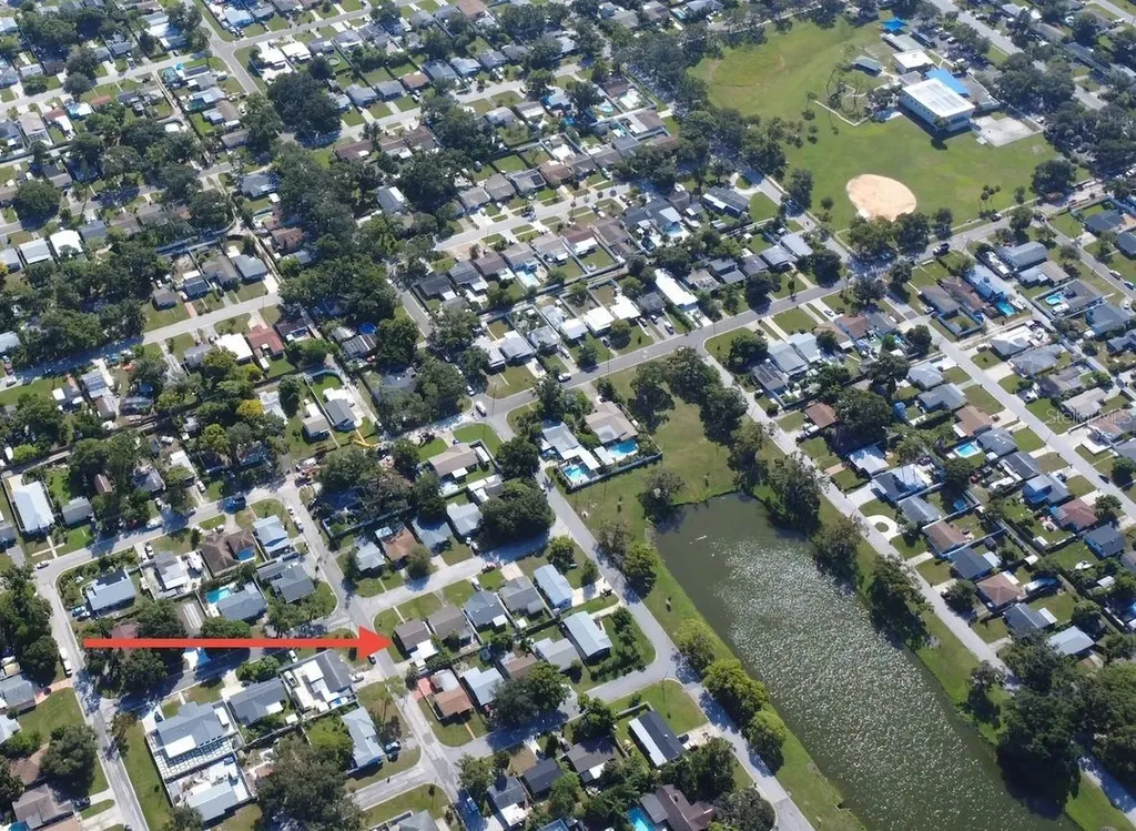 3488 40th Way N St Petersburg FL 33713