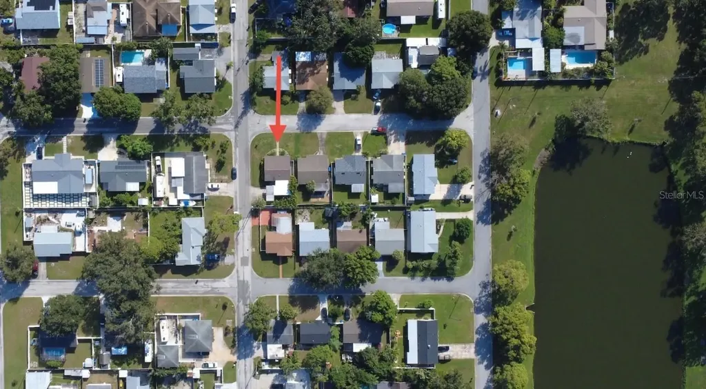 3488 40th Way N St Petersburg FL 33713