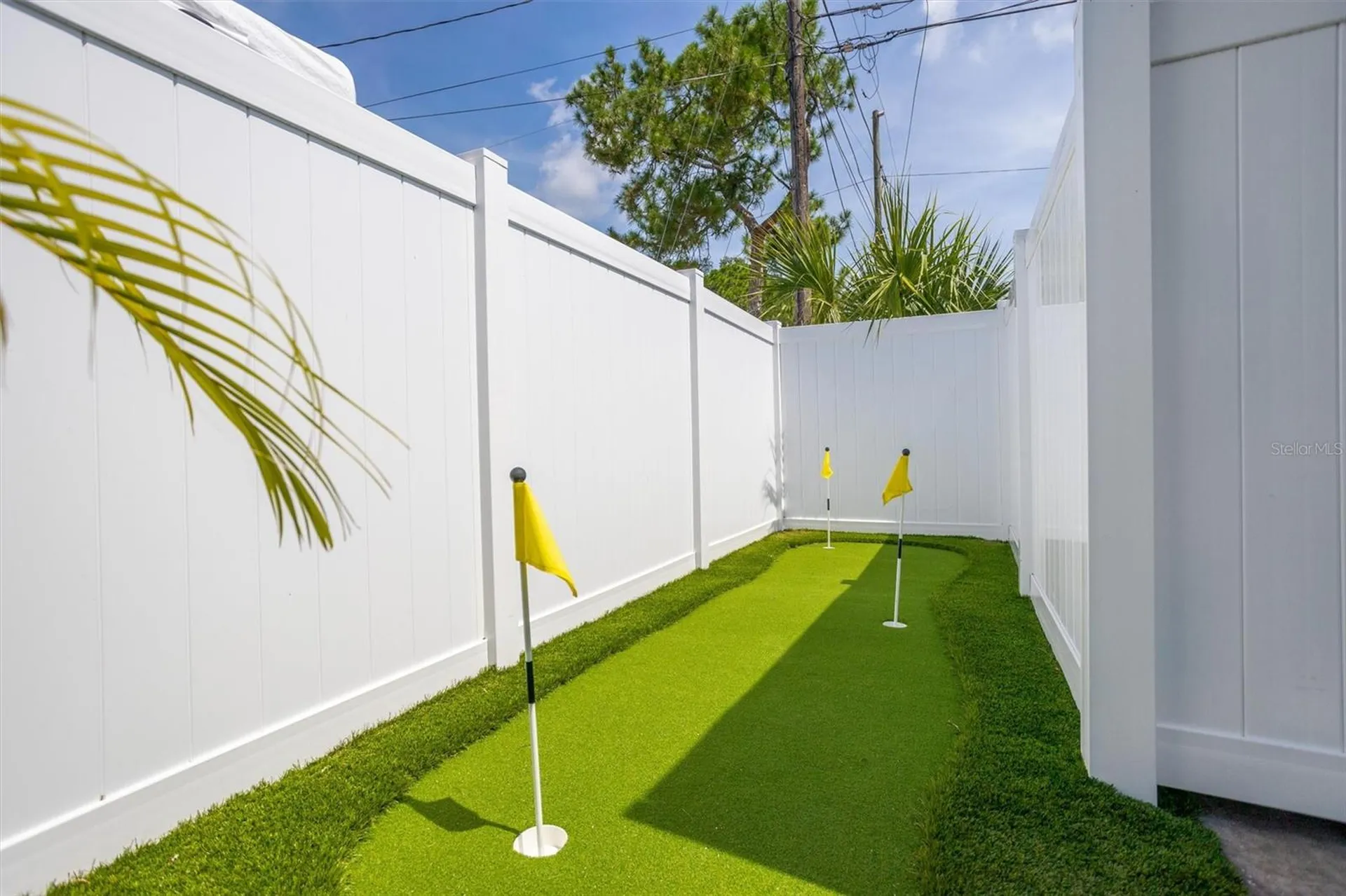 3488 40th Way N St Petersburg FL 33713