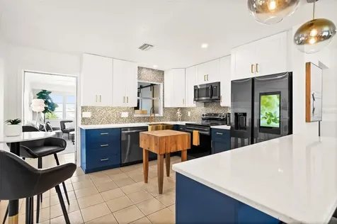 3488 40th Way N St Petersburg FL 33713