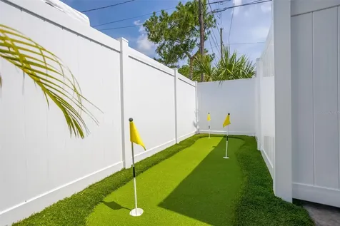 3488 40th Way N St Petersburg FL 33713