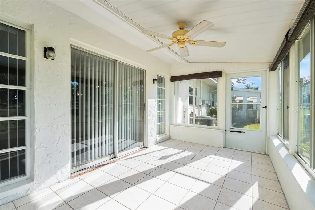 382 Club Manor Drive Sun City Center FL 33573