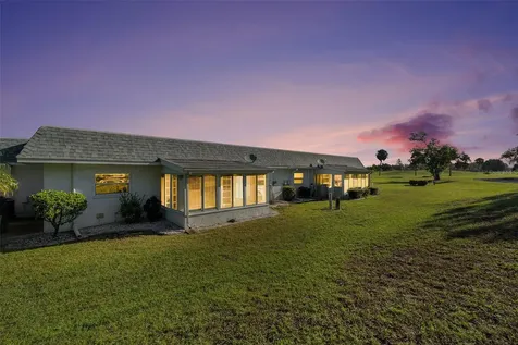 382 Club Manor Drive Sun City Center FL 33573