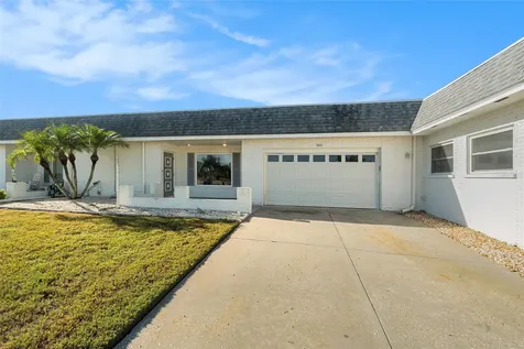 382 Club Manor Drive Sun City Center FL 33573