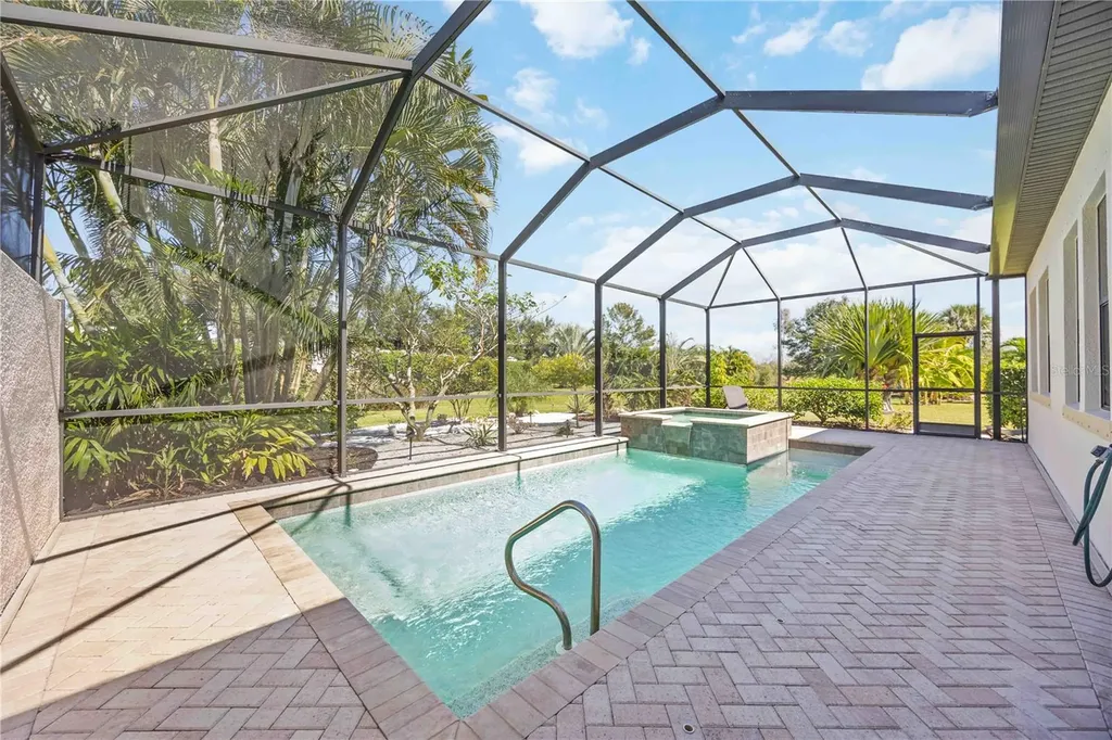 10656 Glencorse Terrace Bradenton FL 34211