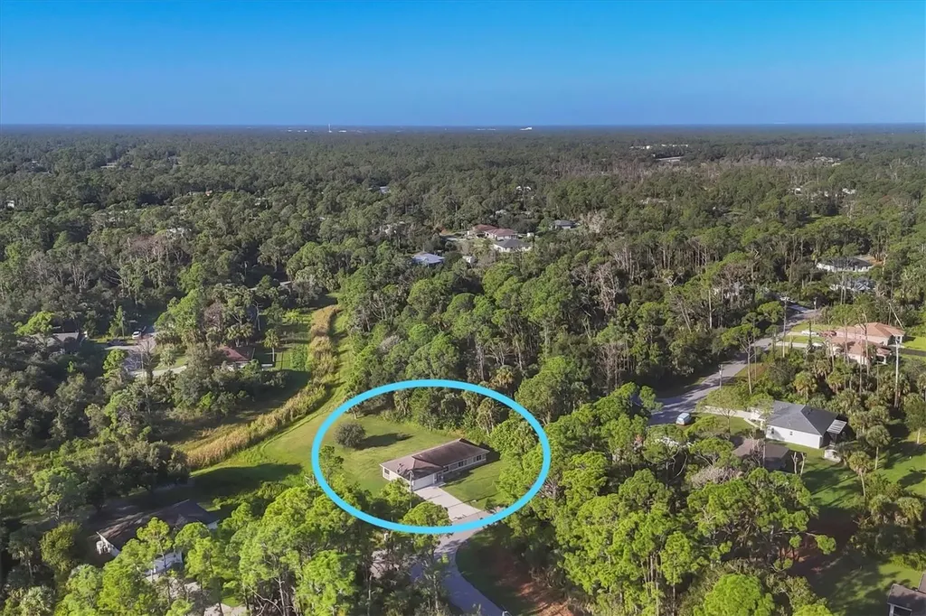 2415 Nowatney Avenue North Port FL 34286