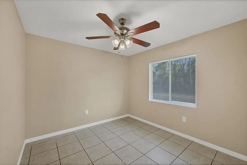 2415 Nowatney Avenue North Port FL 34286