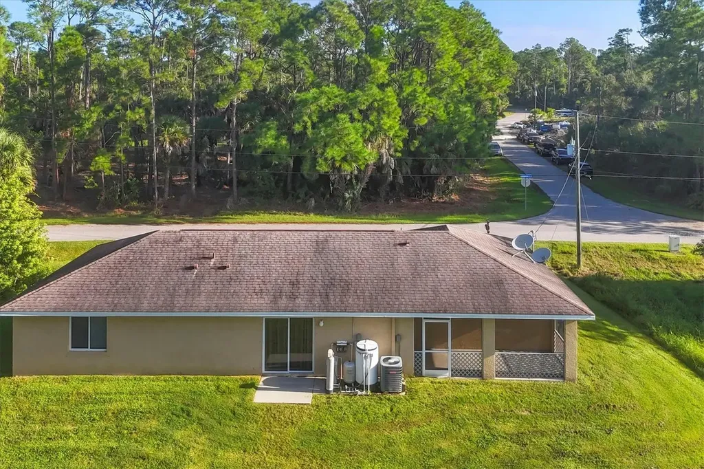 2415 Nowatney Avenue North Port FL 34286