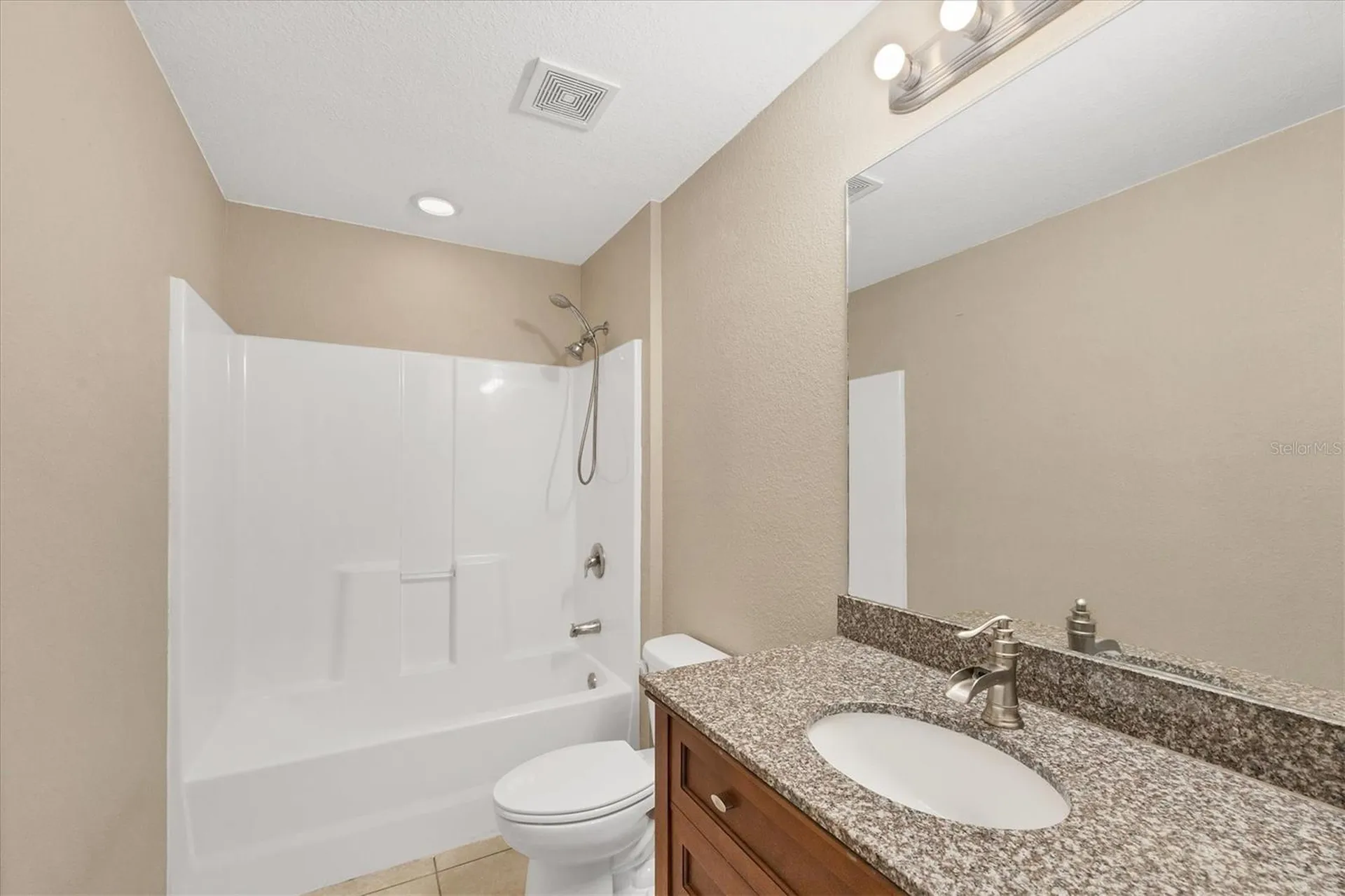 2415 Nowatney Avenue North Port FL 34286