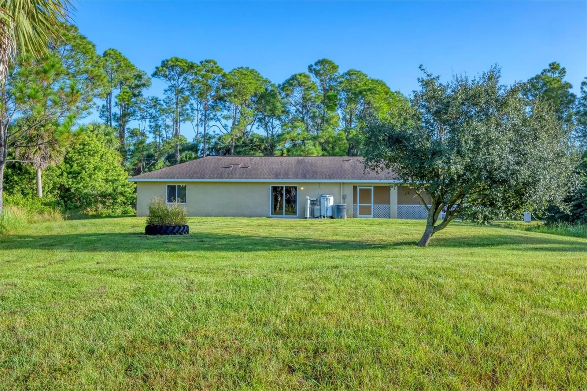 2415 Nowatney Avenue North Port FL 34286