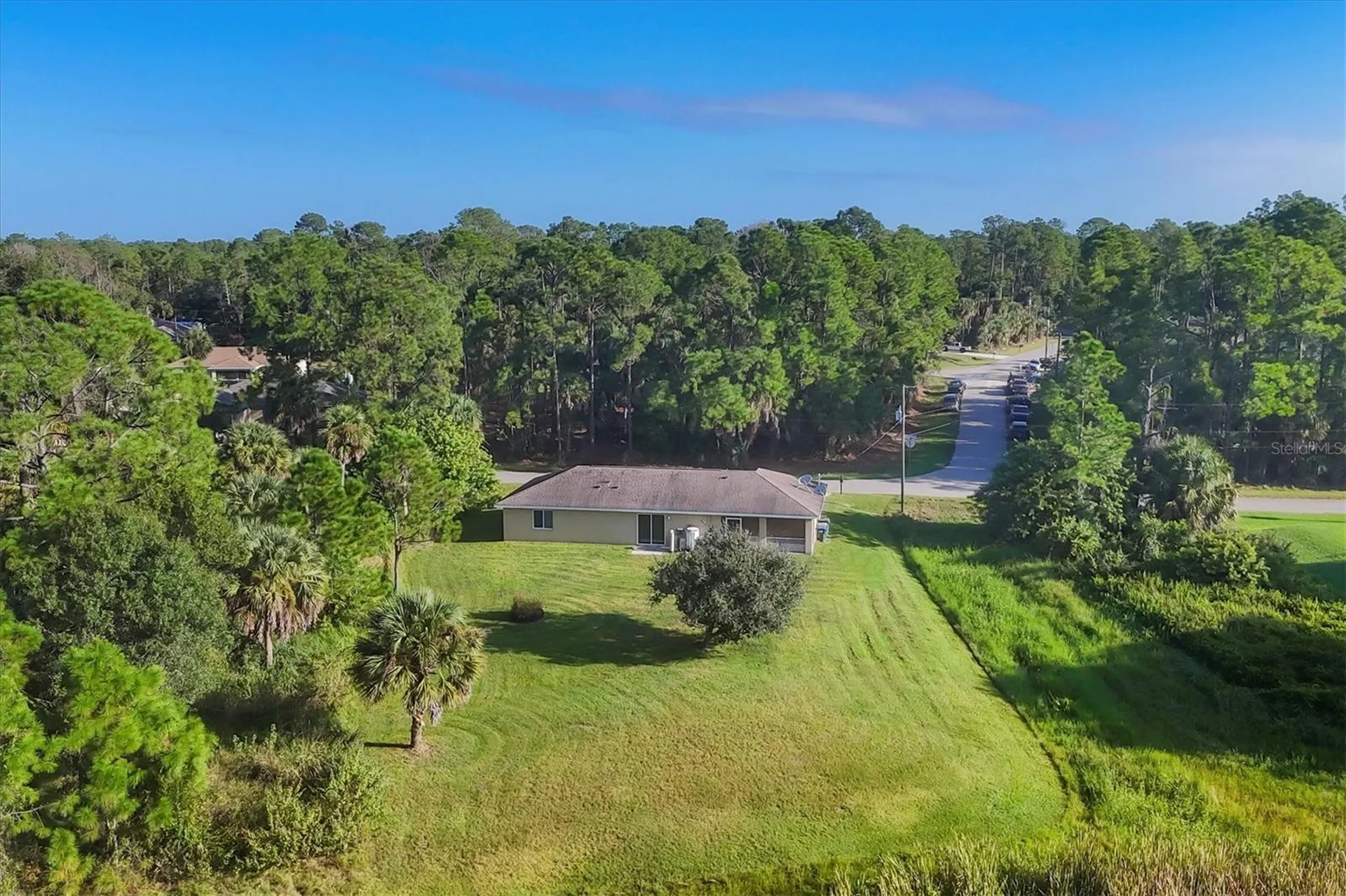 2415 Nowatney Avenue North Port FL 34286