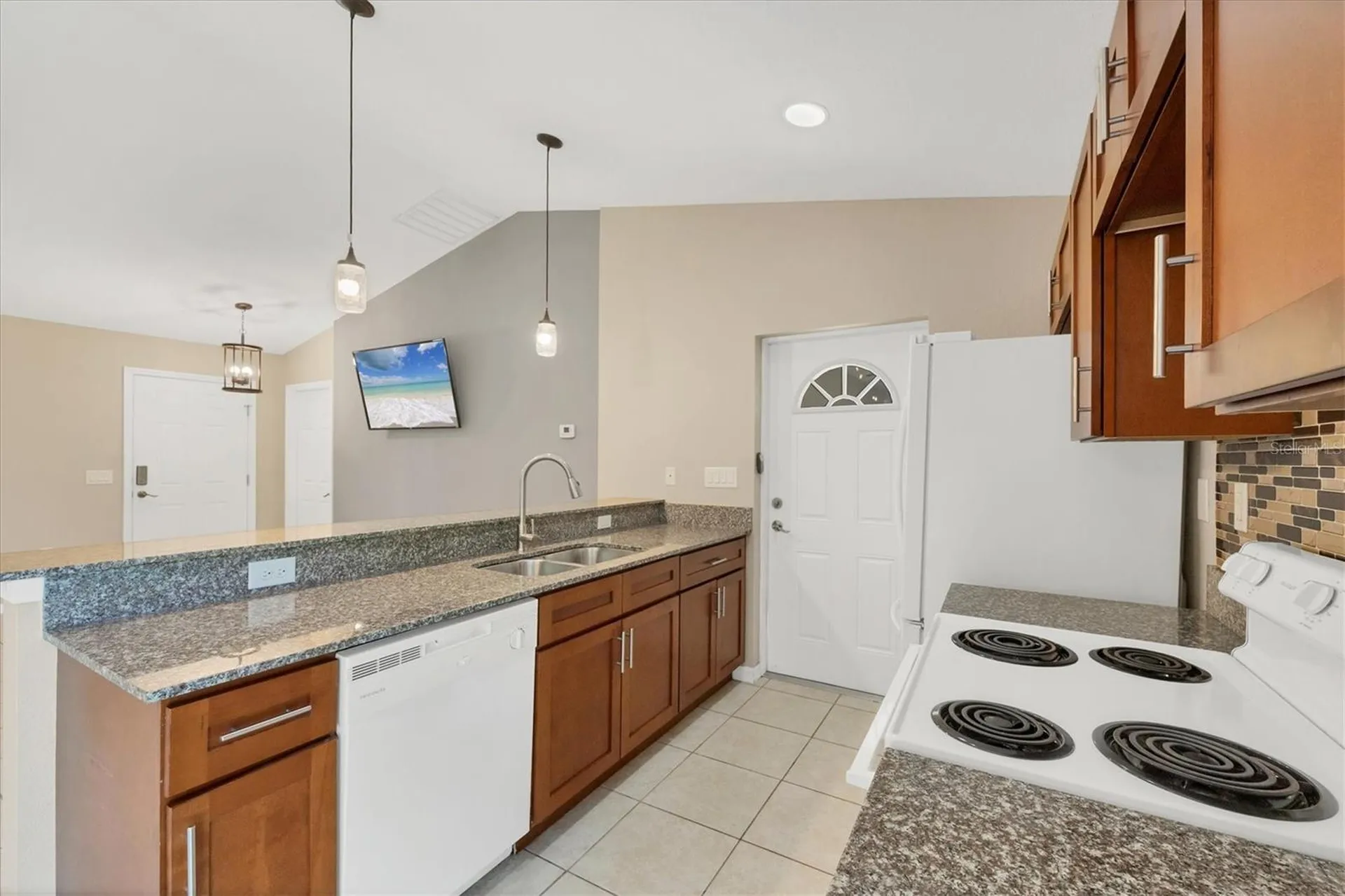 2415 Nowatney Avenue North Port FL 34286