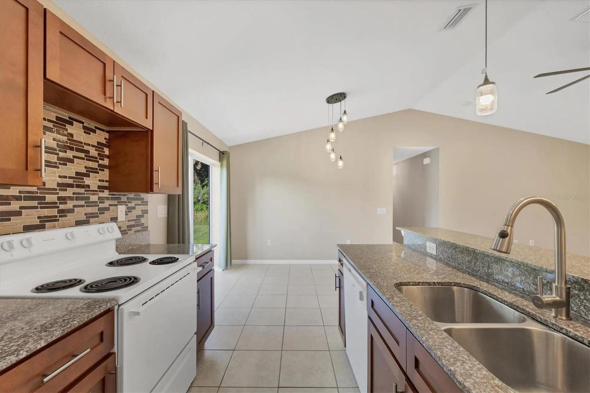 2415 Nowatney Avenue North Port FL 34286