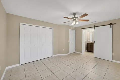 2415 Nowatney Avenue North Port FL 34286