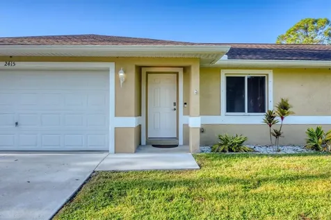 2415 Nowatney Avenue North Port FL 34286